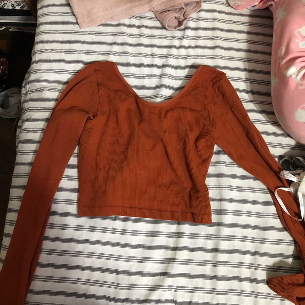 Orange long sleeve🧡